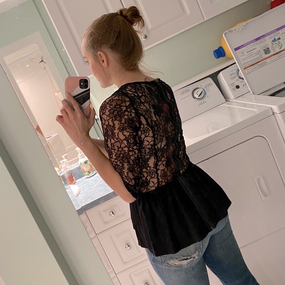 Guess Black Lace Peplum Top XS - Picture 2 of 2